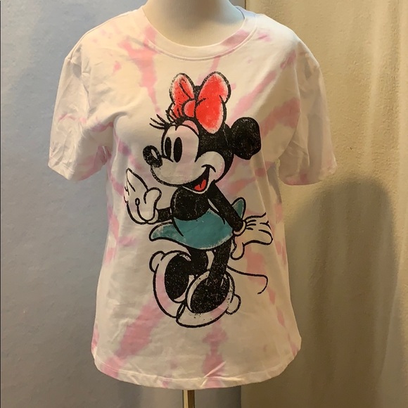 Disney Tops - Minnie Mouse T-Shirt